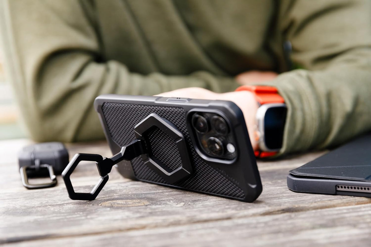 ⁦UAG Magnetic Phone Ring Stand⁩ باللون الأسود/الفضي