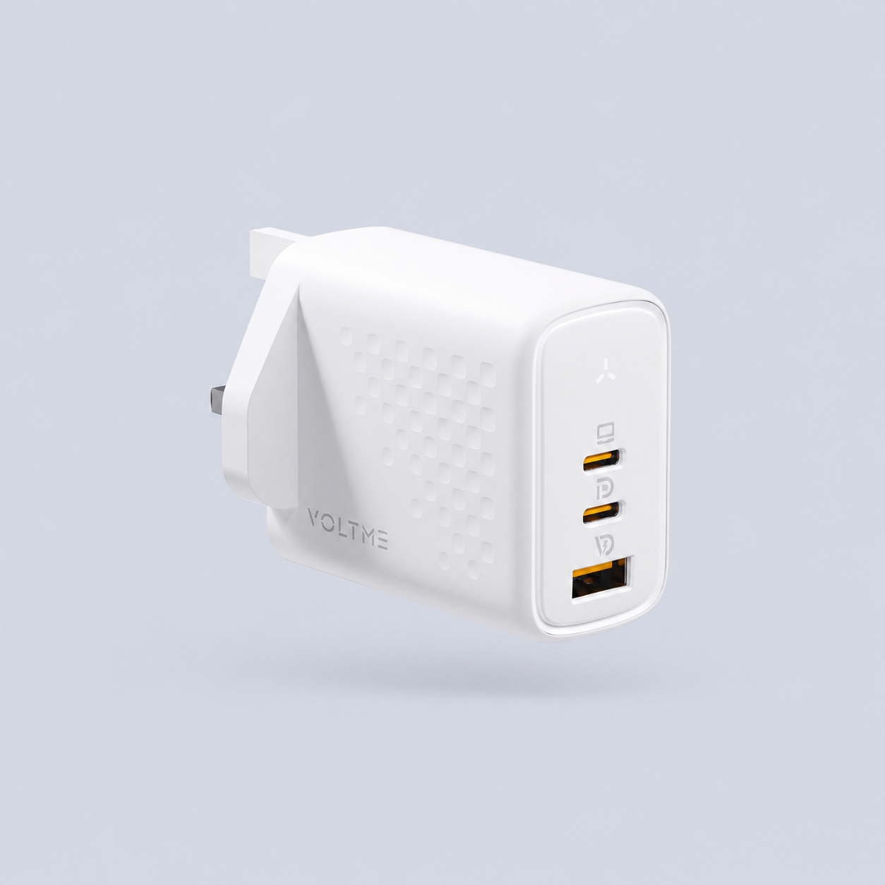 شاحن حائط ⁦Voltme Revo 67 GaN⁩ – ⁦67W⁩ – ⁦3⁩ منافذ – أبيض