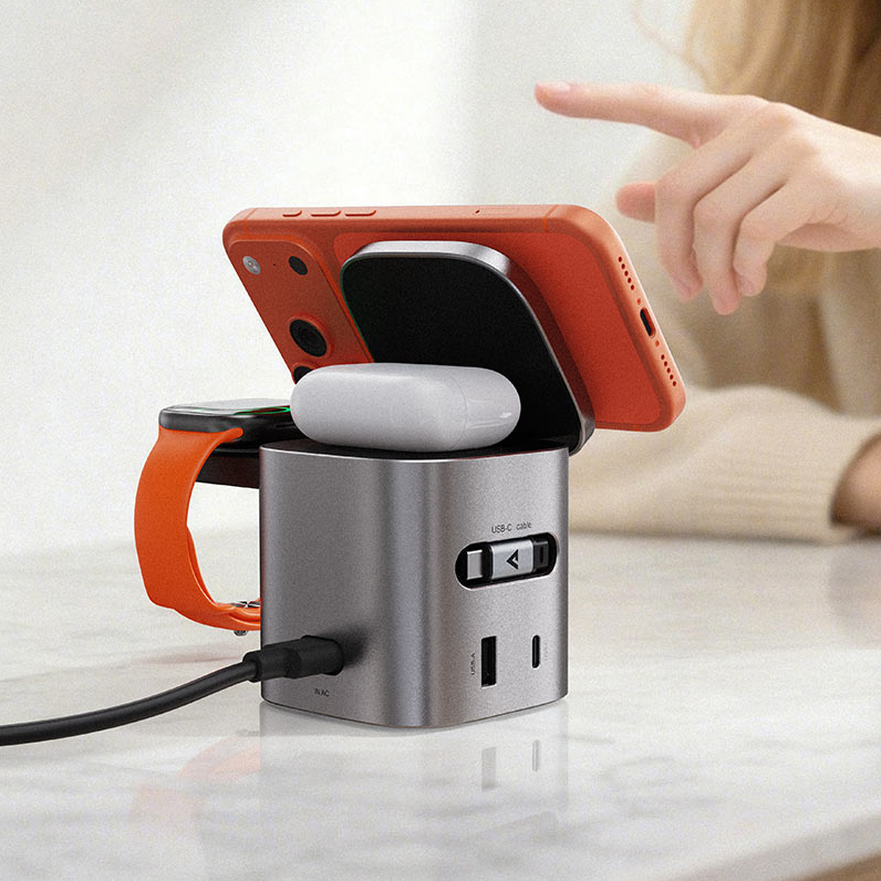 Acefast Desktop Fast Wireless Charging Station Z9