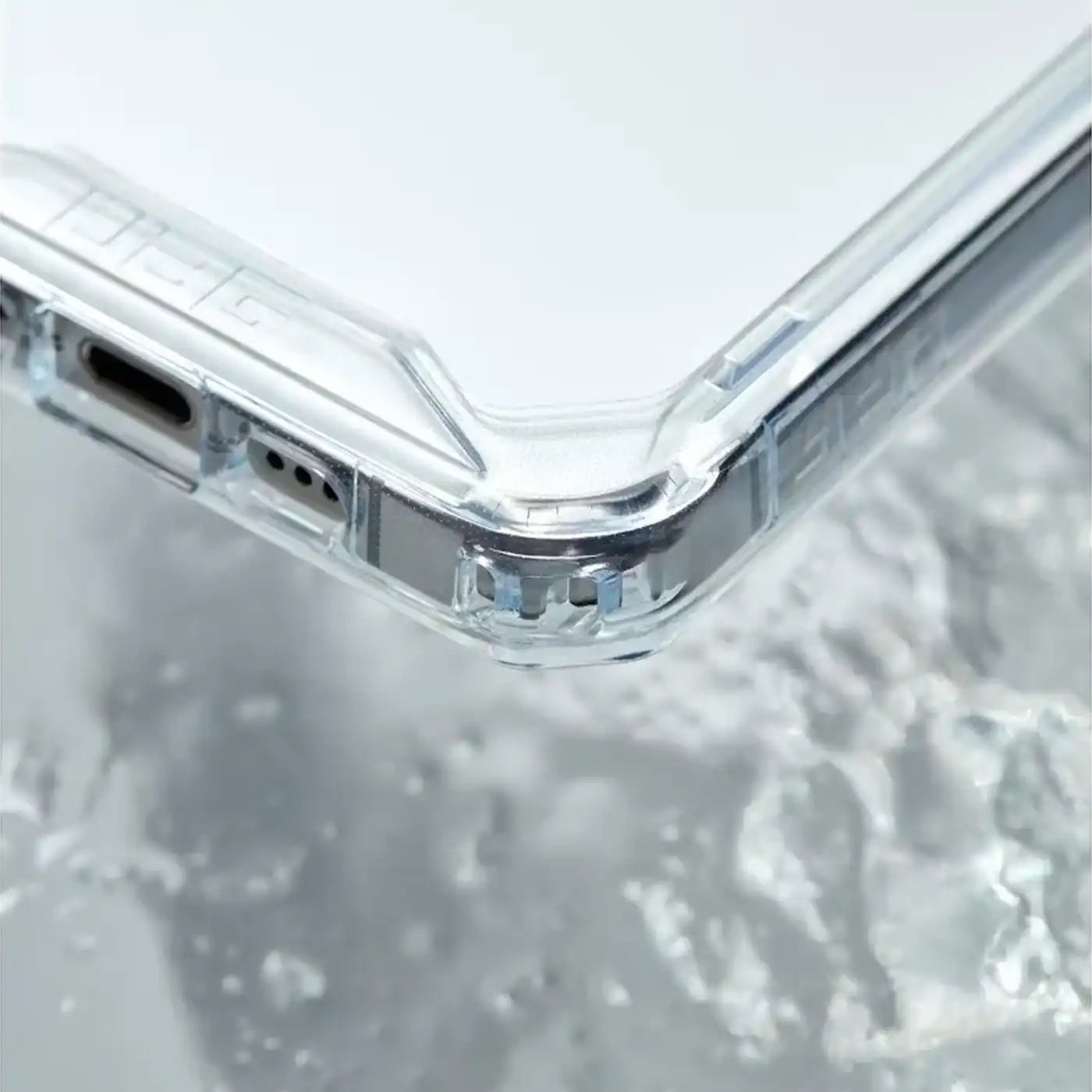 UAG iPhone 14 Plus Plyo Case - Ice