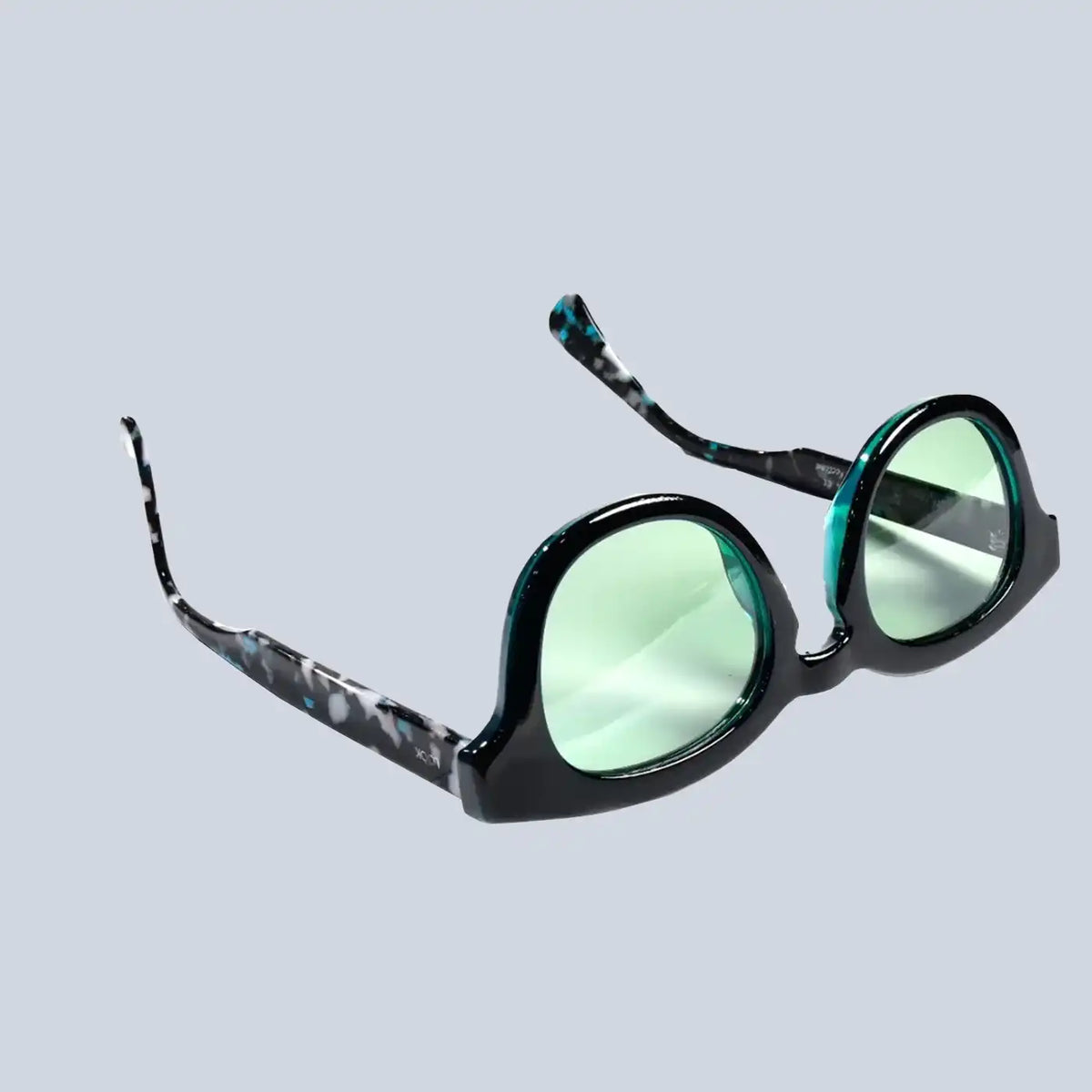 LOOKlight Pinus Spicy Greengarden Light Green Glasses