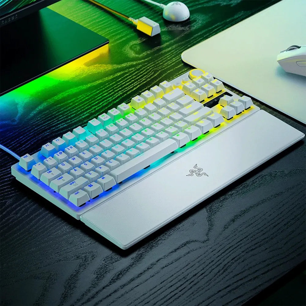 Razer™ Huntsman V2 Analog – Analog Optical Gaming Keyboard (Tenkeyless / Full Size)
